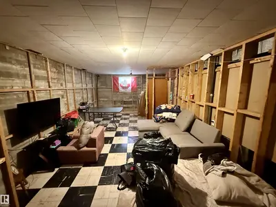 Interior photo 2 of 5110 50 ST