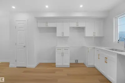 Interior photo 4 of 5133 RIVER'S EDGE WY NW