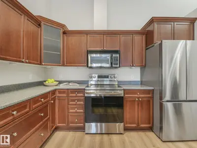 Interior photo 1 of #515 10311 111 ST NW