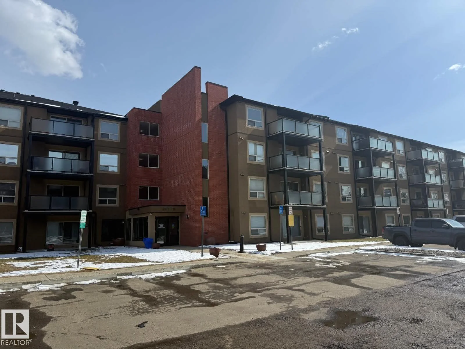 #208 13907 136 ST NW, Edmonton - 2 bedroom Apartment for sale