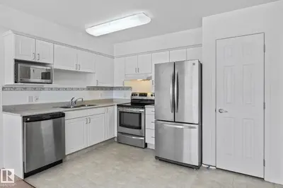 Interior photo 4 of #211 8802 Southfort Drive