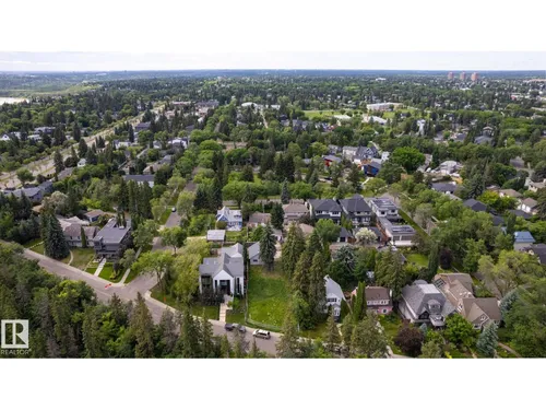 14307 SUMMIT DR NW, Edmonton - $949,900