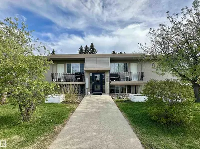 Interior photo 1 of #7 15431 93 AV NW