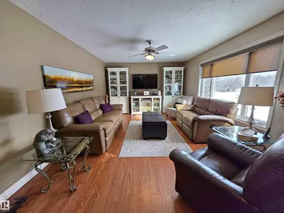 Interior photo 3 of 58310 Range Road 101