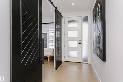 Interior photo 1 of 6245 KING VISTA VS SW