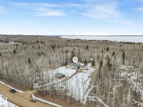 #636 462014 RGE ROAD 10, Rural Wetaskiwin County - $635,000