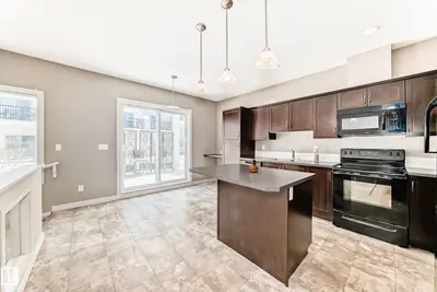 Interior photo 4 of #44 13825 155 AV NW