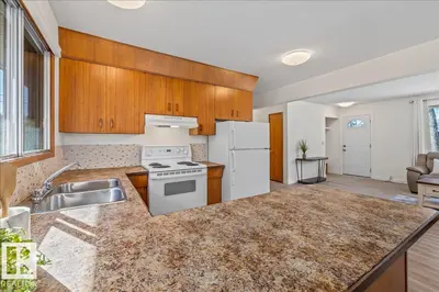 Interior photo 2 of 10013 106 ST