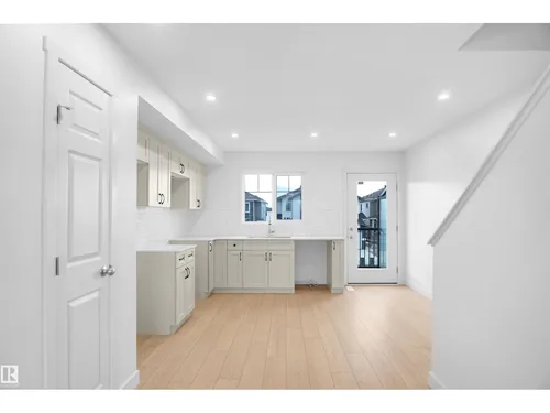 932 19 AV NW, Edmonton - $375,109