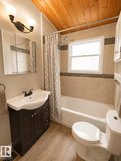 Interior photo 3 of 45432C Twp Rd 593A