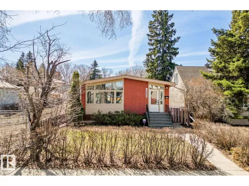 10649 67 AV NW, Edmonton - $649,900