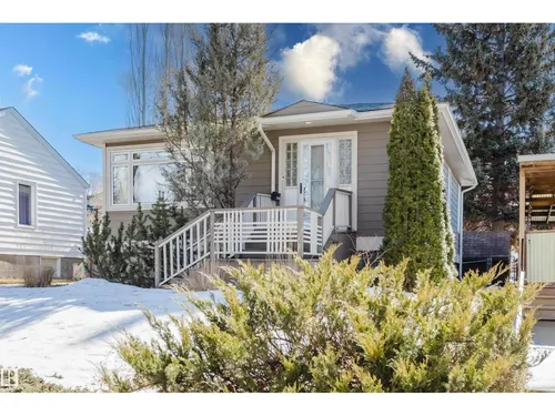 10643 66 AV NW, Edmonton - $537,000