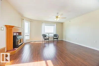 Interior photo 4 of #305 9926 100 AV