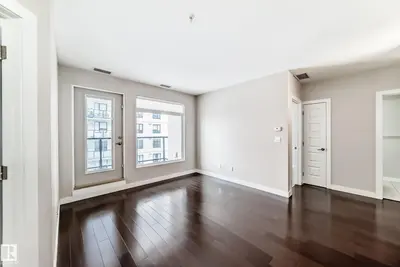 Interior photo 4 of #711 5151 WINDERMERE BV SW