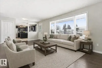 Interior photo 1 of 4326 49 Ave