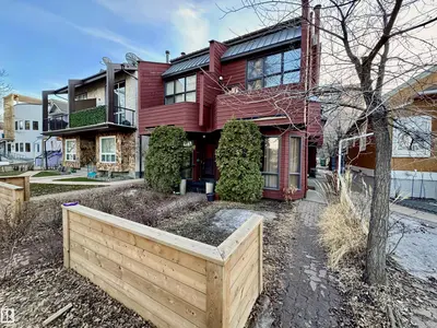 Interior photo 1 of 10346A 121 ST NW