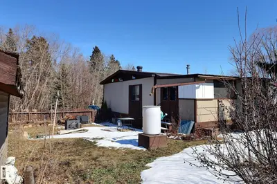 Interior photo 2 of 460 Evergreen PA NW