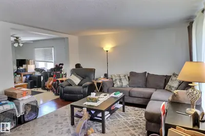 Interior photo 1 of 460 Evergreen PA NW