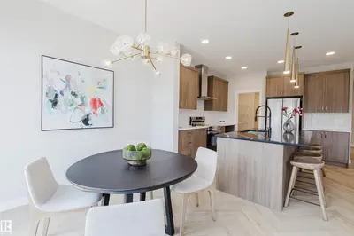 Interior photo 4 of 27 Cessy ST