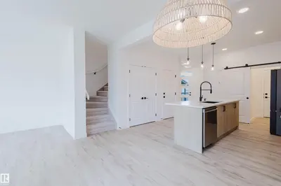 Interior photo 4 of 8253 KIRIAK LO SW