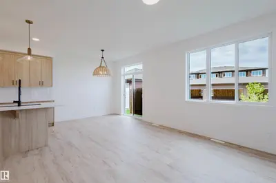 Interior photo 3 of 42 CHARTRES CL