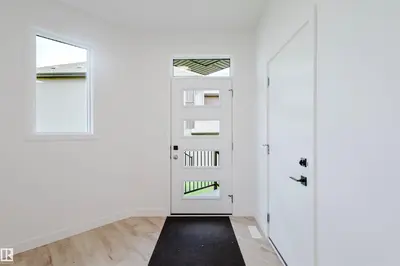 Interior photo 1 of 42 CHARTRES CL