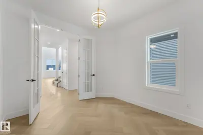 Interior photo 2 of 471 CANTER WD