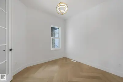Interior photo 3 of 471 CANTER WD