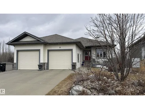 28 CREEKSIDE DR, Ardrossan - $799,000