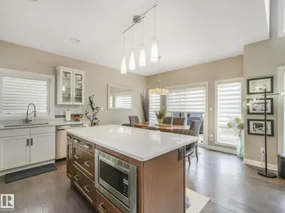 Interior photo 4 of 15835 10 AV SW