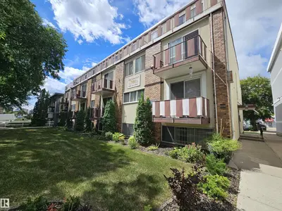 Interior photo 1 of #8 10616 123 ST NW