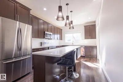 Interior photo 3 of 12212 124 ST NW