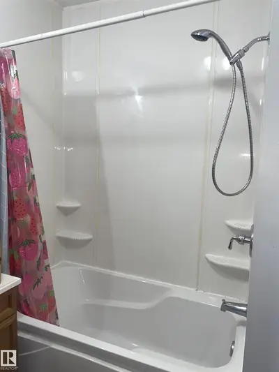 Interior photo 3 of 50417 RR 163