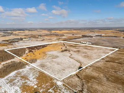 Interior photo 2 of TWP 502 RRD 230-225