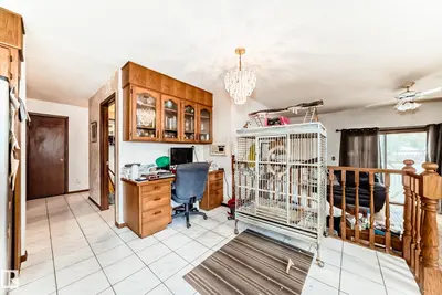 Interior photo 4 of 208 Willow CR