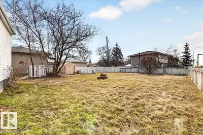 Interior photo 3 of 4529 46A AV