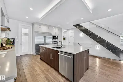 Interior photo 4 of 14132 97 AV NW