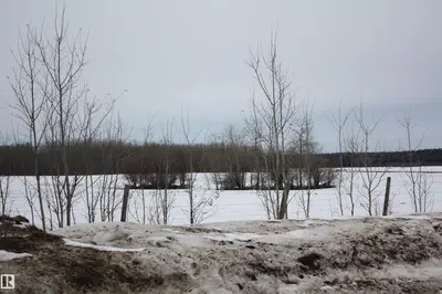 Interior photo 4 of twp 655 RR185