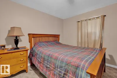 Interior photo 4 of 24019 TWP ROAD 570