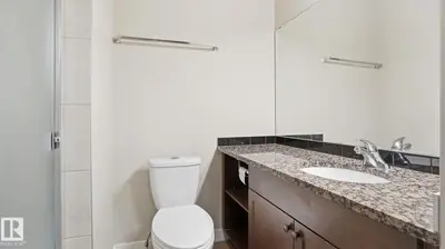 Interior photo 3 of #421 511 QUEEN ST