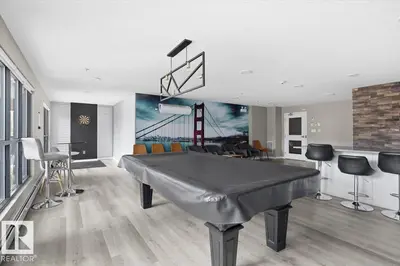 Interior photo 2 of #333 5504 SCHONSEE DR NW