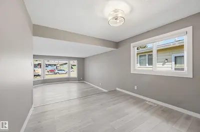 Interior photo 3 of 6907 19 AV NW