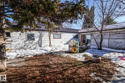 Interior photo 2 of 4114 Main Street