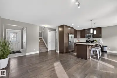 Interior photo 4 of 2017 WESTERRA LO