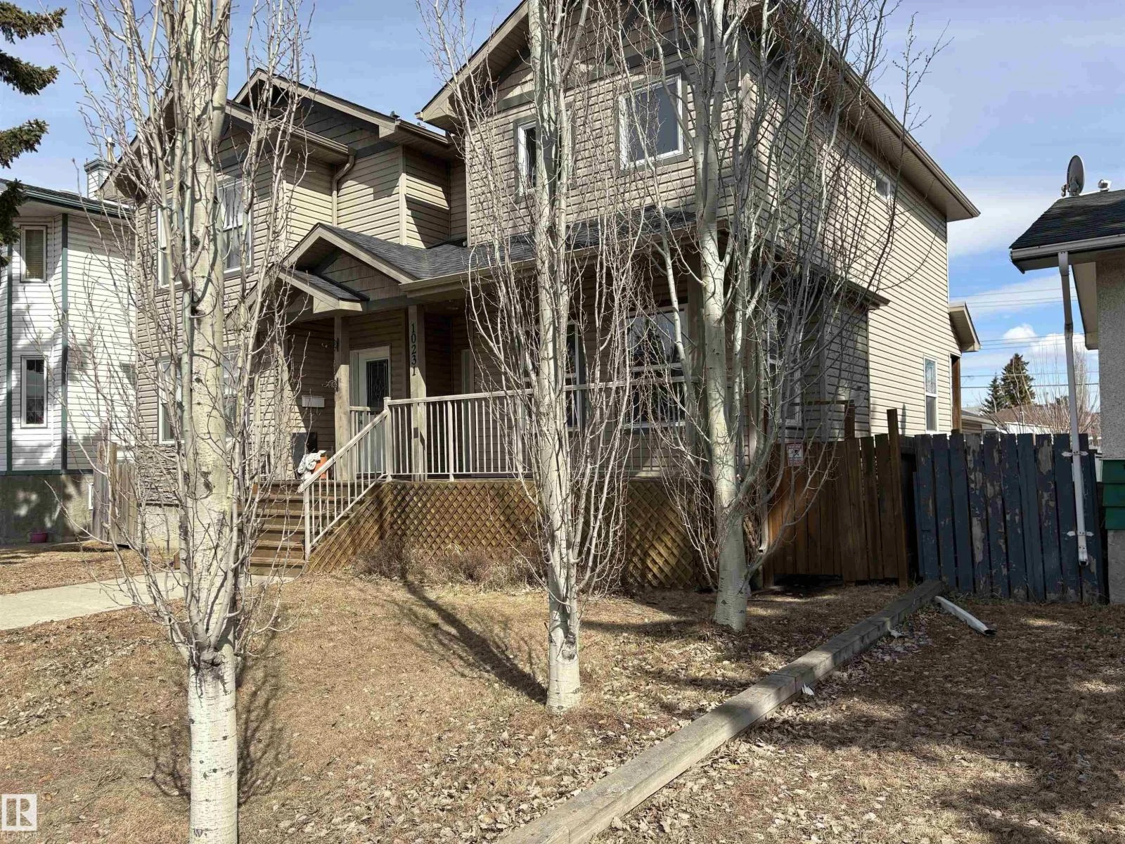 10231 163 ST NW, Edmonton - 4 bedroom Duplex for sale