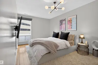 Interior photo 2 of #305 10026 112 ST NW