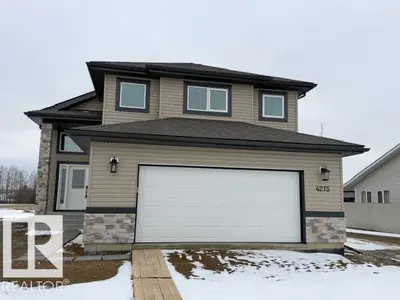 Interior photo 1 of 4215 55 AV