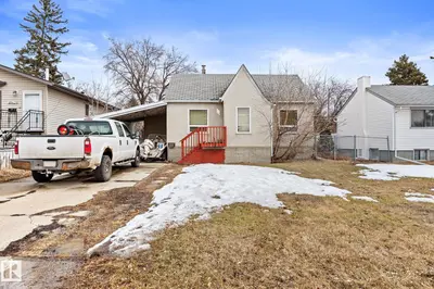 Interior photo 1 of 10621 153 ST NW