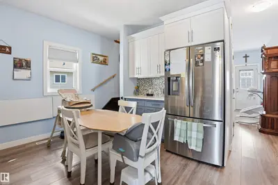 Interior photo 2 of 5232 51 AV