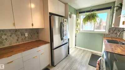 Interior photo 3 of 3531 46 ST NW